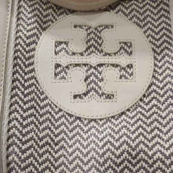 Tory Burch Brown and Cream Chevron Tote - Picture 7 of 15